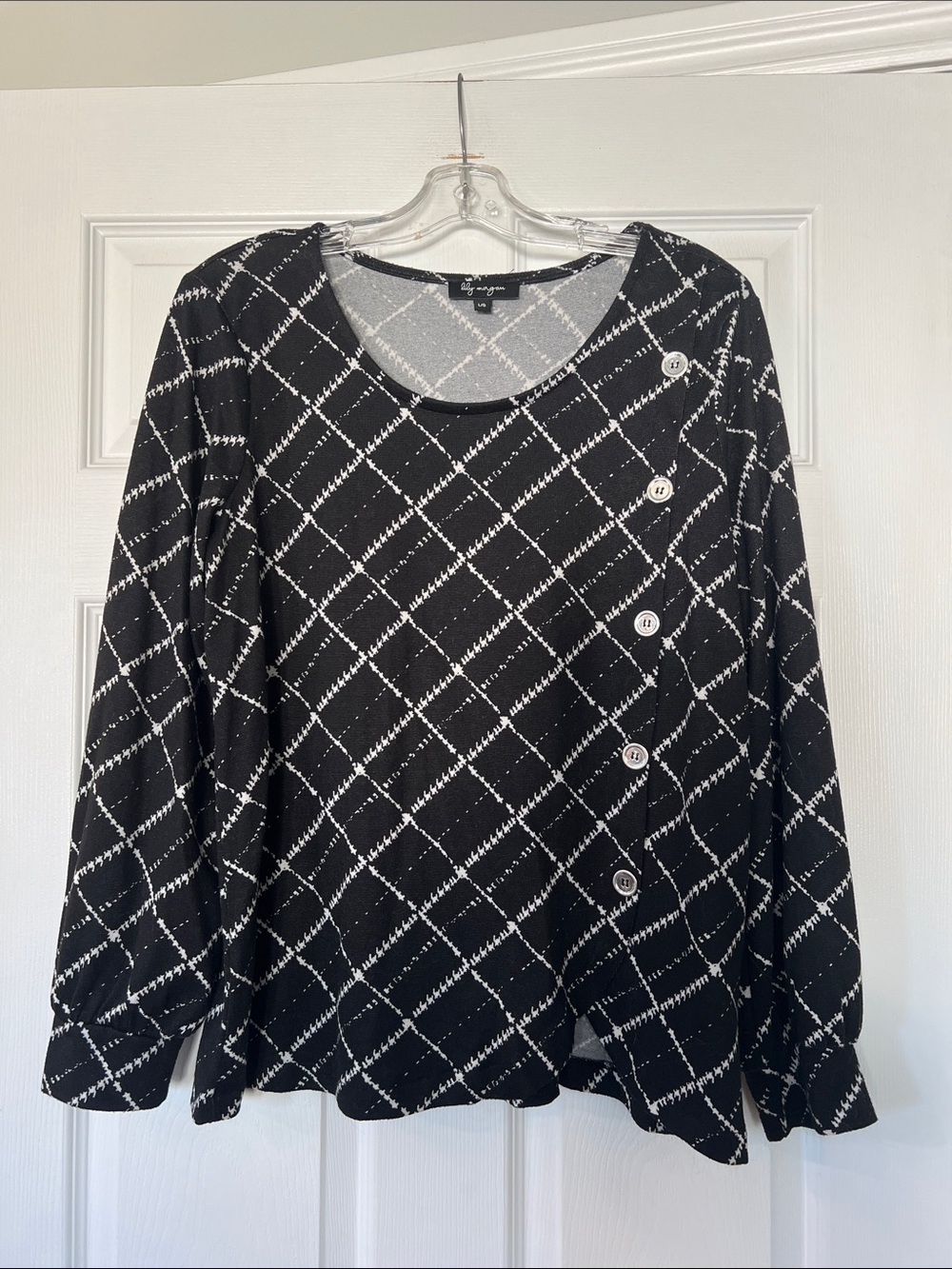 Lily Morgan Black Diagonal Plaid Button-Detail Long Sleeve Top